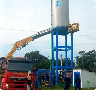 Cesto aéreo para trabalhos em fachadas e rede elétrica